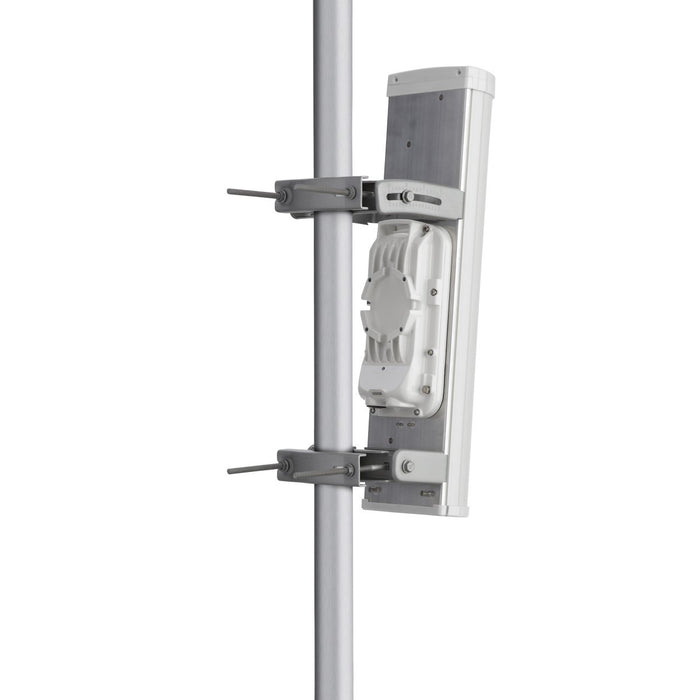 Cambium Networks - 3 GHz PMP 450i Integrated Access Point, 90 Degree, No Encryption - C030045A004A