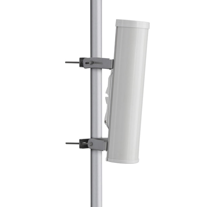 Cambium Networks - 3 GHz PMP 450i Integrated Access Point, 90 Degree, No Encryption - C030045A004A