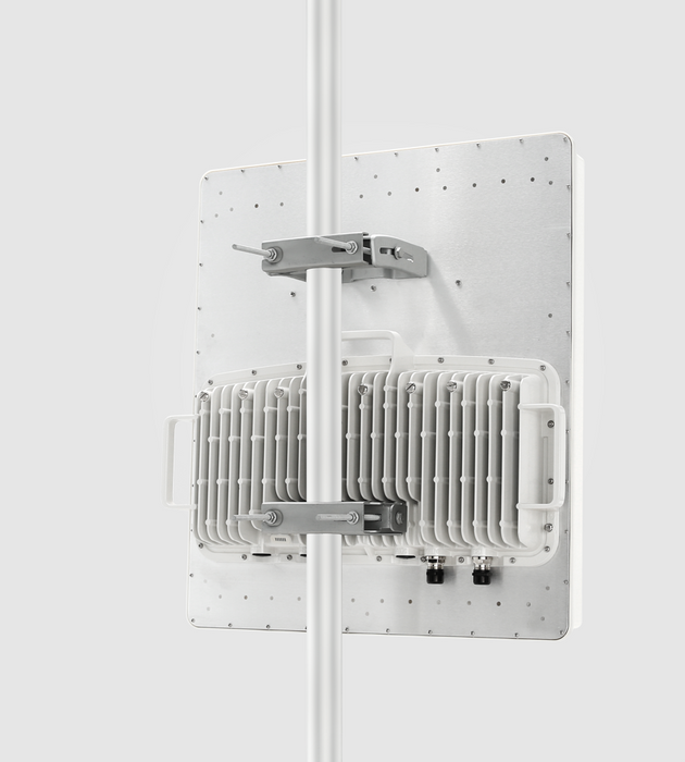 Cambium Networks - 5 GHz PMP 450m Integrated Access Point, 90 Degree (ROW), Limited - C050045A111A